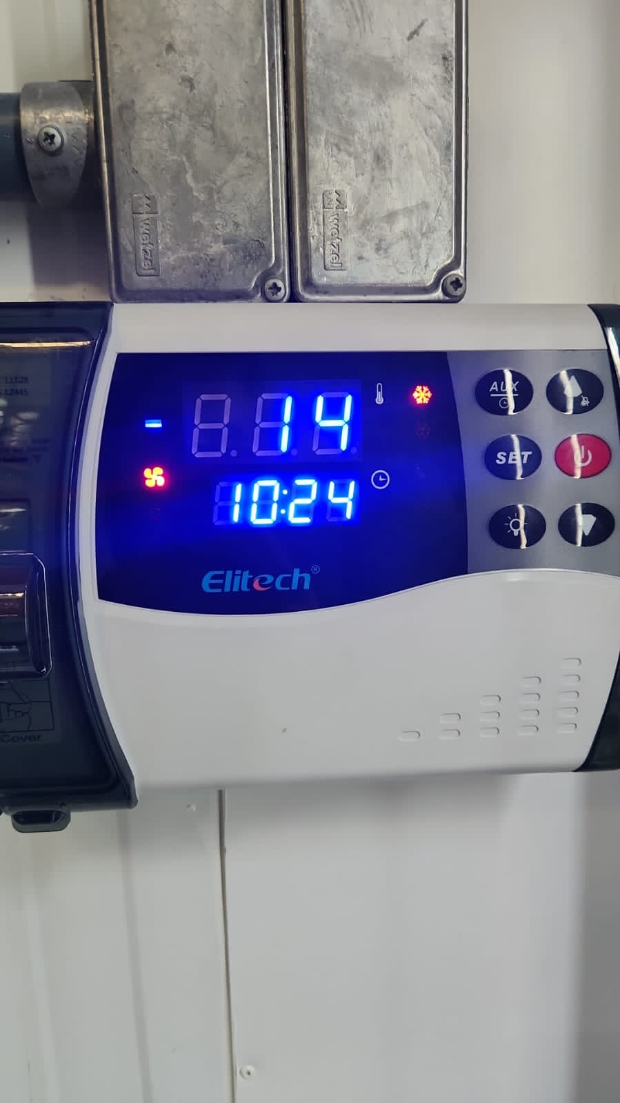 Controle De Temperatura Em Ambientes Empresariais??