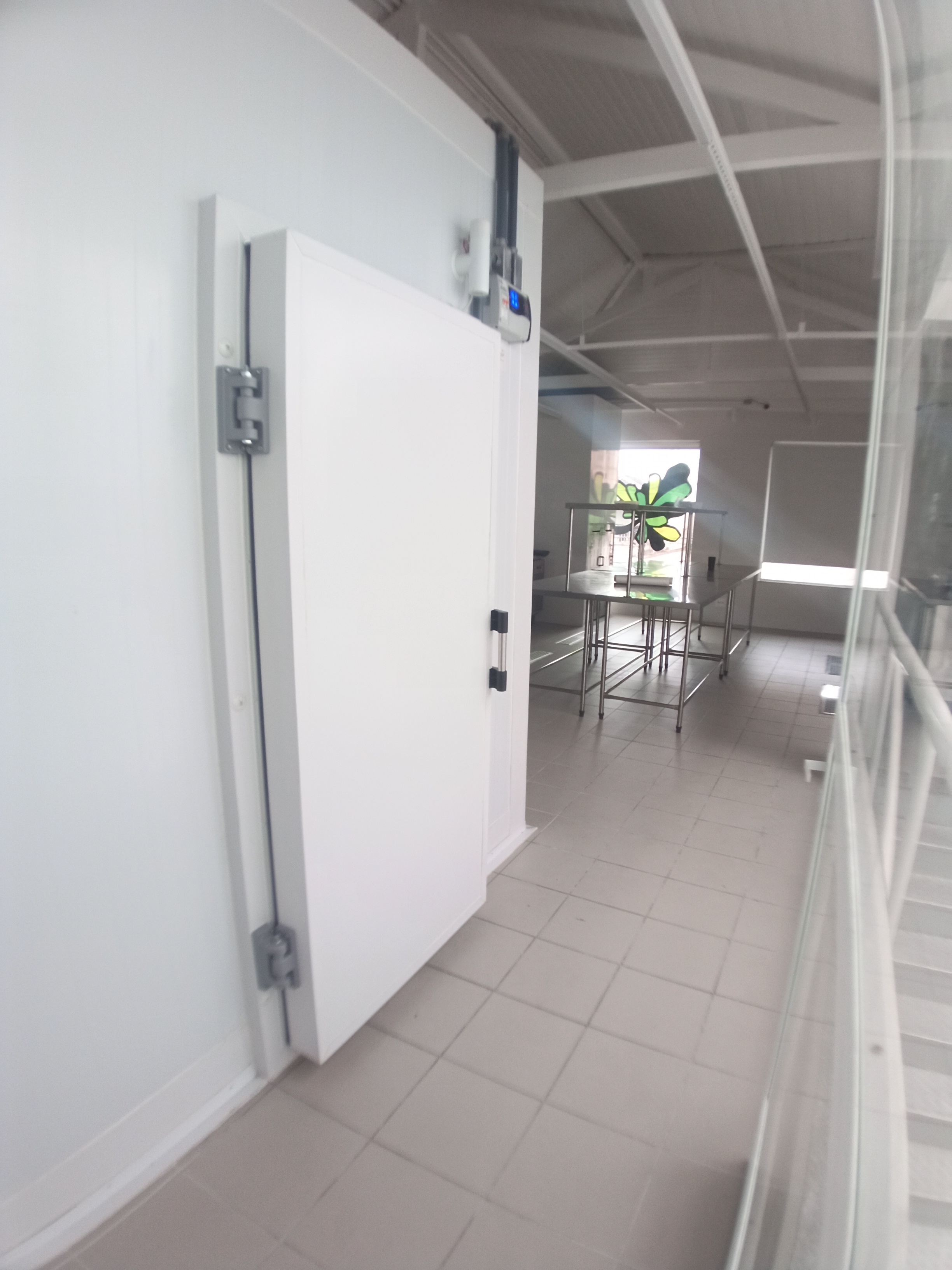 Porta Refrigerada Para Clínicas??